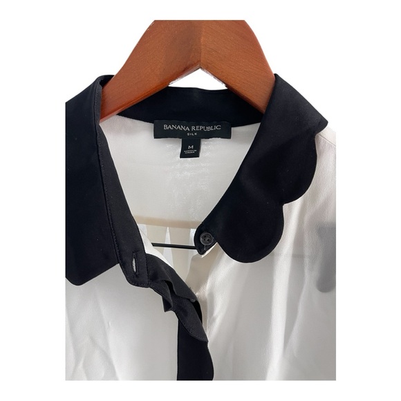 Banana Republic Women’s Cream and Black Sheer Silk Blouse Size M - Picture 2 of 3